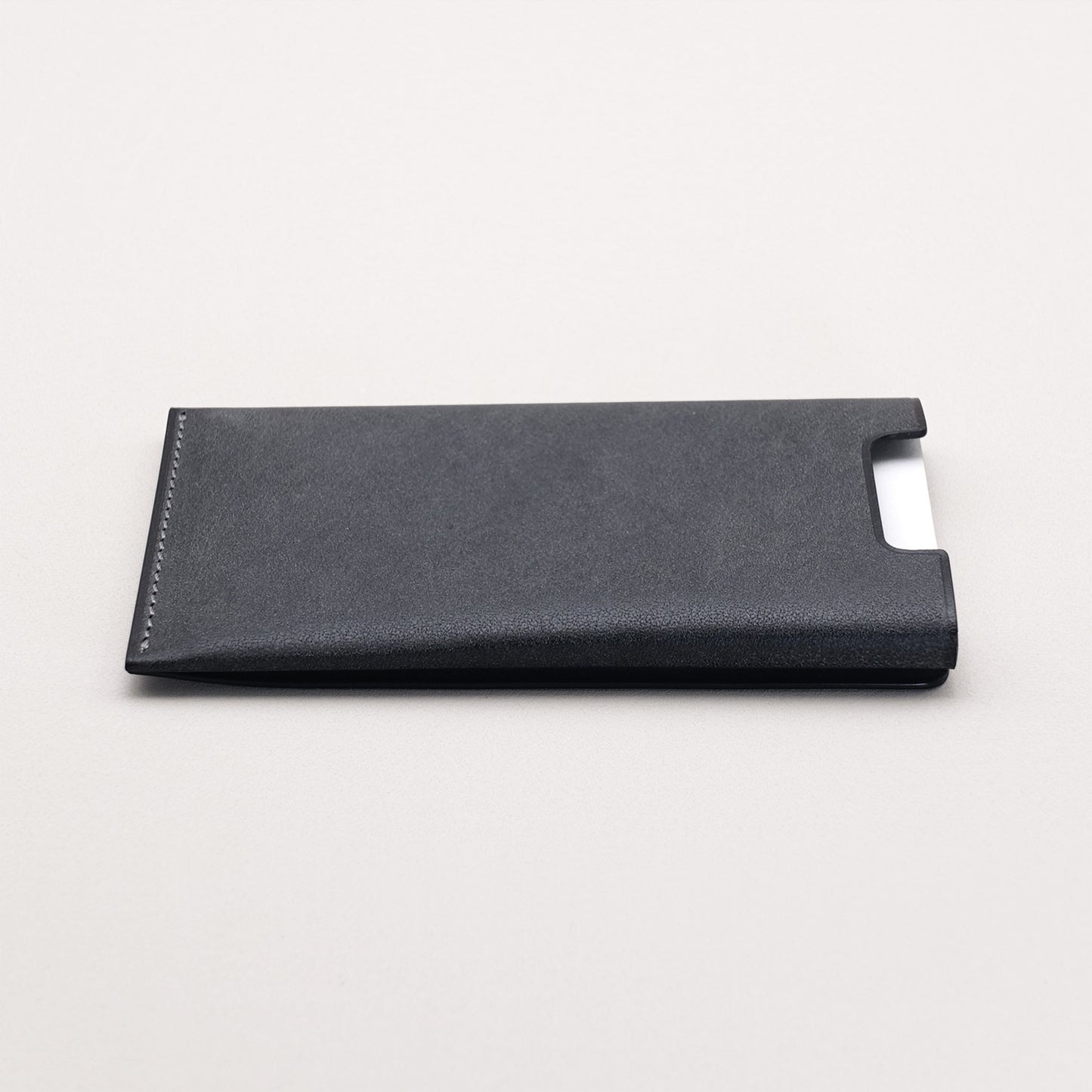Narrow Sleeve Nebbia